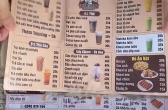 [🆕🇻🇳] In Tự Hào – Nhanh Chóng Giá Rẻ – Dịch vụ thiết kế catalogue, hồ sơ năng lực, menu, tờ rơi theo yêu cầu 🎨 Top1Designs ✨   Menu nhựa chống nước 55k
– Chất liệu: Nhựa PVC
– Kích thước:  (A4)
– Độ bền cao, màu sắc đẹp
HOTLINE : 0769 168 169
Website:
Xã Hòa Vang –  Đà Nẵng , shares-0✔️ , likes-1❤️️ , date-2025-11-04 18:35:41🇻🇳🇻🇳🇻🇳📰🆕