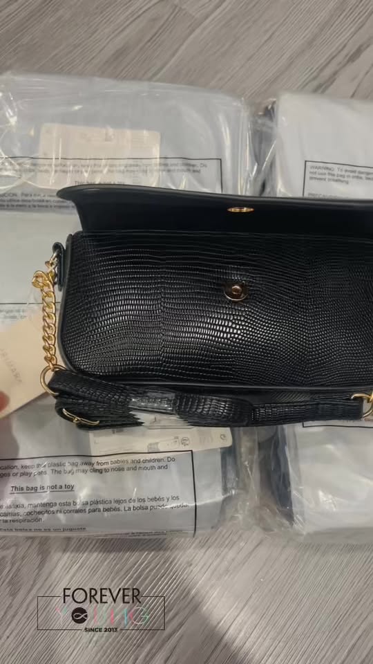 [🆕🇻🇳] Forever Young 2- Cửa hàng quần áo 👕 Top1Fashion 👗   𝐓𝐔́𝐈 𝐇𝐈̣𝐍 𝐍𝐇𝐀̀ 𝐏𝐌 𝐂𝐇𝐈̉ #HƠN_TRĂM_KA
Túi xách nữ Primark đeo vai đeo chéo được, dáng hộp mini siêu xinh phù hợp mọi dịp đi chơi đi tiệc đi làm
Chất liệu  , shares-0✔️ , likes-0❤️️ , date-2025-11-07 21:19:44🇻🇳🇻🇳🇻🇳📰🆕