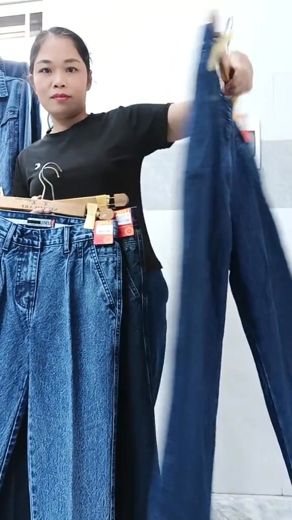 [🆕🇻🇳] Thời trang MAWON 👕 Top1Fashion 👗  Quần jean thụng túi chéo nam trung niên
Sđt Zalo -0972039581
Giá chỉ -360k =1q (mua từ 2q miễn ship)
Chất vải dày mềm không co giãn
Có 3 màu, có đủ size  , shares-0✔️ , likes-20❤️️ , date-2025-11-07 00:35:21🇻🇳🇻🇳🇻🇳📰🆕