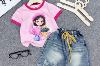 [🆕🇻🇳] Bé Xinh Shop VN – Quần Áo Trẻ Em  🧑‍🧒❤️️👶⭐️ Bé mặc đẹp, mẹ vui
Set áo + jean lửng hình bé gái siêu dễ thương, nhìn là mê ngay!
Mua 2 set FREESHIP
, shares-4✔️ , likes-131❤️️ , date-2025-11-07 03:07:47🇻🇳🇻🇳🇻🇳📰🆕