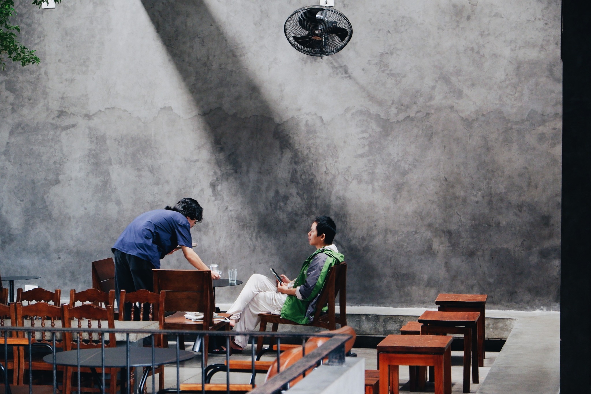 [☕️🇻🇳] Hello Coffee – Quán cà phê Internet Thành Phố Huế 🥤 Top1Coffee ☕️  HELLO COFFEE lại tuyển dụng nèThương chào mọi người!HELLO COFFEE đang cần tìm đồng đội trẻ, nhiệt huyết để mở rộng đội ngũ , shares-0✔️ , likes-24❤️️ , date-2025-11-10 16:04:06🇻🇳🇻🇳🇻🇳📰🆕