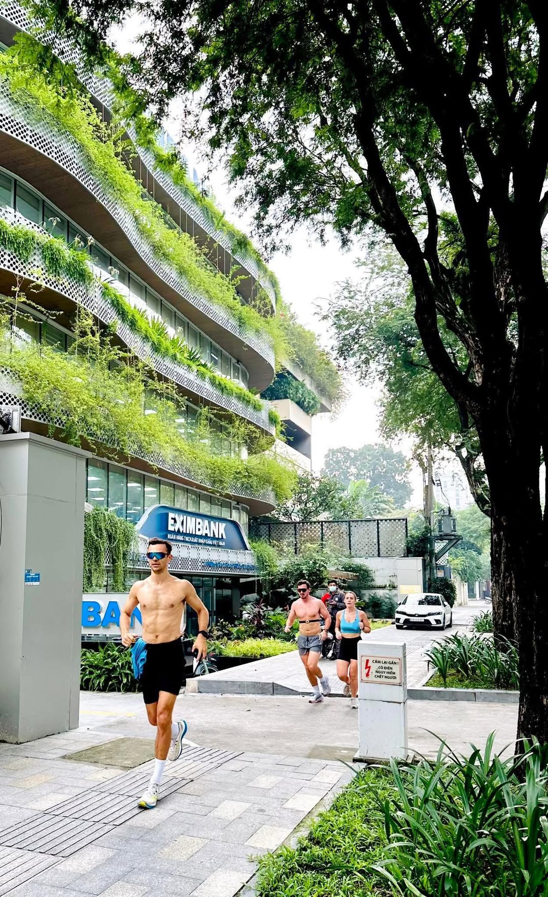 [🏙🇻🇳] Zojirushi Vietnam – A Japanese multinational manufacturer of household goods 🏙️ Top1Land 🏠 [DAY#1] WORKSHOP “LÀM SUSHI CÙNG ĐẦU BẾP ZOJIRUSHI”​
15.11.2025 | Takashimaya – Tầng 3​Workshop chính thức bắt đầu, mở ra hành trình 2 ngày trải nghiệm n… , shares-0✔️ , likes-9❤️️ , date-2025-11-16 00:33:16🇻🇳🇻🇳🇻🇳📰🆕