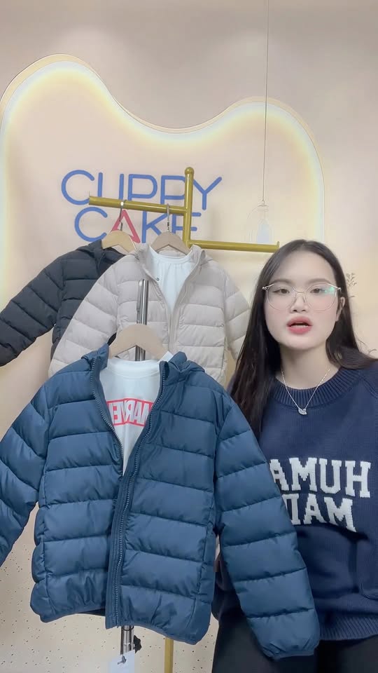 [🆕🇻🇳] RICH KIDS LÀO CAI 🧑‍🧒❤️️👶⭐️ Phao lông vũ, phao lót lông cập bến các mẹ ơi. Xinh yêu như này sắm ngay một em về tủ đồ ạ. Đủ size 90-120 nhé ạ
, shares-0✔️ , likes-1❤️️ , date-2025-11-27 15:18:23🇻🇳🇻🇳🇻🇳📰🆕