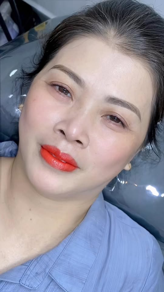 [🆕🇻🇳] MiLa Beauty & Academy  👕 Top1Fashion 👗  Có 2 điều trước Tết tuyệt đối không được bỏ lỡ:
1⃣ Làm môi cho hết xỉn
2⃣ Làm mày cho hết buồn
Chứ người yêu có hay không… tính sau nha mấy b , shares-0✔️ , likes-1❤️️ , date-2025-11-16 23:28:12🇻🇳🇻🇳🇻🇳📰🆕