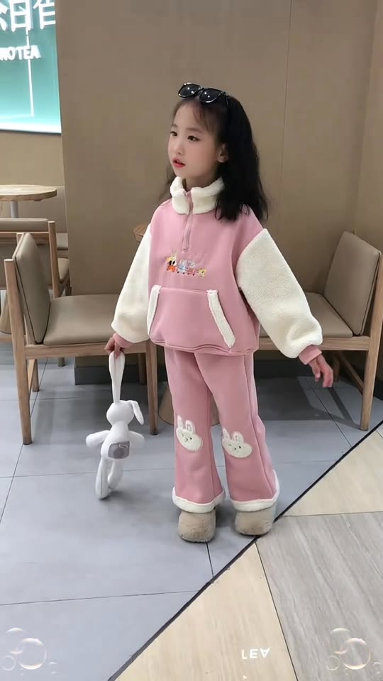 [🆕🇻🇳]  Kids House Shop – Chuyên Thời Trang Quảng Châu cho bé 🧑‍🧒❤️️👶⭐️ 𝐍𝐄𝐖 𝐈𝐍 𝐒𝐓𝐎𝐑𝐄 | KIDS HOUSE SHOP
mùa của những chiếc sơ mi
𝙷𝚊̀𝚗𝚐 𝚌𝚘́ 𝚜ẵ𝚗
________________________________
𝗦𝗵𝗶𝗽 𝗖𝗼𝗱 𝘁𝗼𝗮̀𝗻 𝗾𝘂𝗼̂́𝗰
𝐂𝐍: 𝟏55 𝐇𝐚𝐢 𝐁à 𝐓𝐫ư𝐧𝐠 – Đ , shares-0✔️ , likes-0❤️️ , date-2025-11-08 21:19:11🇻🇳🇻🇳🇻🇳📰🆕