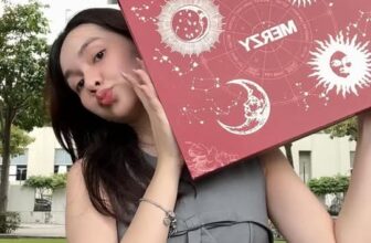 [🆕🇻🇳] MERZY Vietnam – thương hiệu make up chuyên nghiệp 💅💇 Top1Makeup 💕👄  Tag anh của bạn dô nhenn #viral #funnyvideos #merzyholiday #merzymanifestbox #giangsinh2025 , shares-0✔️ , likes-7❤️️ , date-2025-12-08 01:23:18🇻🇳🇻🇳🇻🇳📰🆕