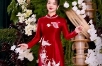 [🆕🇻🇳] Áo Dài Sen Việt  – ✨Thiết kế 𝒔𝒂𝒏𝒈 𝒕𝒓𝒐̣𝒏𝒈, 𝒄𝒂𝒐 𝒄𝒂̂́𝒑 👕 Top1Fashion 👗  Gợi ý các mẫu vải áo dài hot 2025 cho các mẹ mặc cưới con , shares-0✔️ , likes-1❤️️ , date-2025-11-19 04:16:59🇻🇳🇻🇳🇻🇳📰🆕