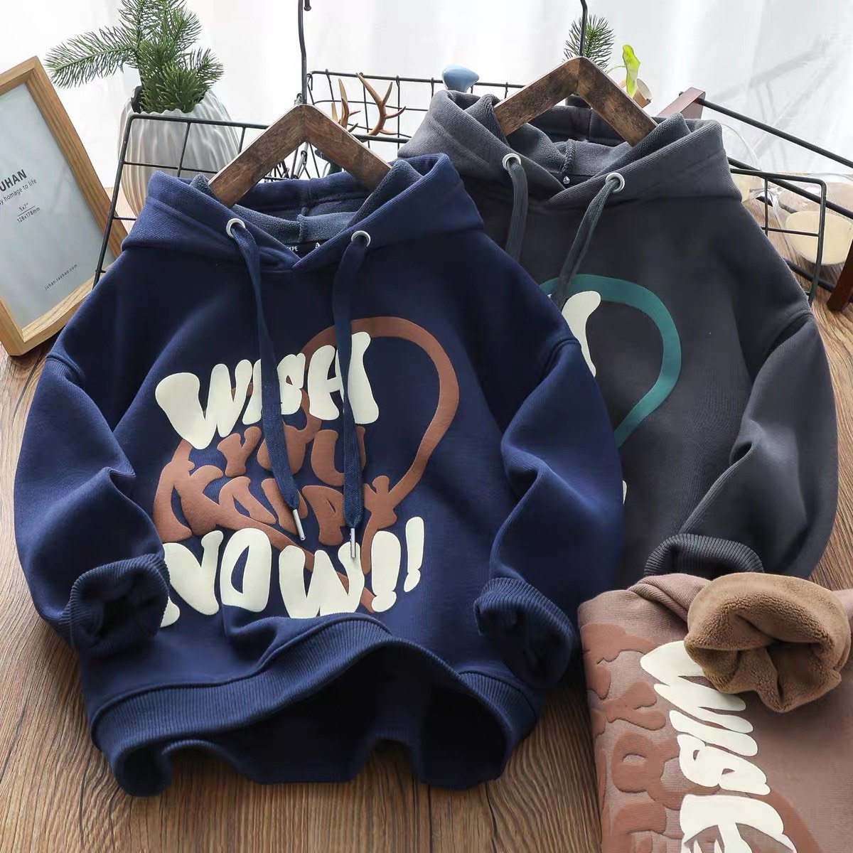 [🆕🇻🇳] BIBO Shop – Xưởng Thời Trang Trẻ Em 🧑‍🧒❤️️👶⭐️ ÁO HOODIE NOW- 𝑀𝑎̣̆𝑐 Thu Đông  12KG-65KG
– Chất nỉ dà dặn, thoải mái ,ấm áp
– 4 màu thay đổi, đủ size đến 65kg
– Combo 2 bộ giá cực tốt
, shares-0✔️ , likes-5❤️️ , date-2025-11-20 20:47:39🇻🇳🇻🇳🇻🇳📰🆕