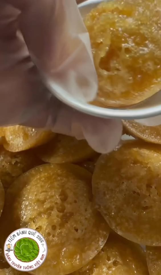 [🆕🇻🇳] TIỆM BÁNH QUÊ – Tiệm bán online Bánh Truyền Thống VN và các món ăn vặt tuổi thơ 🍔 Top1Food  🍜 Cũng lâu rồi mới có lại bánh bò thốt nốt hen cả nhà. , shares-0✔️ , likes-17❤️️ , date-2025-11-26 22:08:38🇻🇳🇻🇳🇻🇳📰🆕