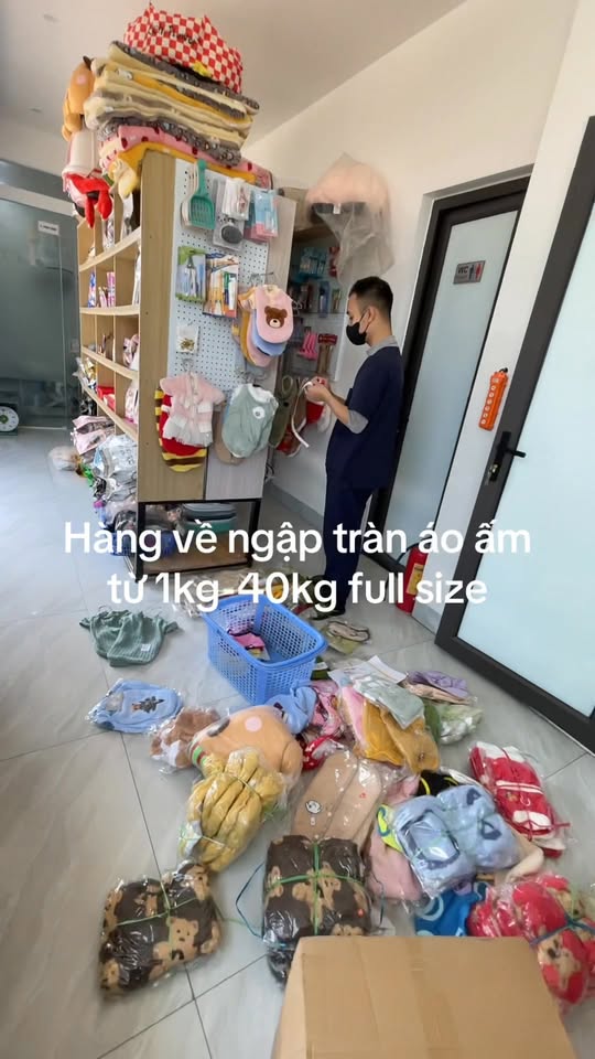 [🆕🇻🇳] Phòng Khám Thú Y Sơn Tây Pet 🐶🦜 Top1Pets 🐱🐠 Hàng về ngập tràn. Khách qua ủng hộ để em có tiền trả hàng cho đại lý với ạ
Đồ năm nay siêu rẻ lại đẹp nữa ạ. Từ 30k ạ.
Cứu cứu , shares-0✔️ , likes-1❤️️ , date-2025-11-27 16:30:39🐶🐱🇻🇳🇻🇳🇻🇳📰🆕