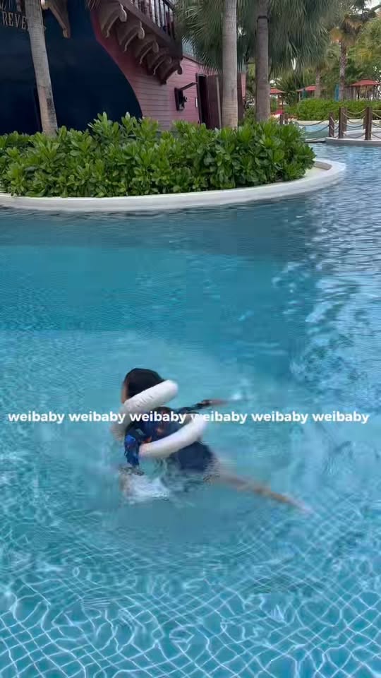 [🆕🇻🇳] Mother-K Việt Nam 🧑‍🧒❤️️👶⭐️  Mẹ ơi, chăm bình sữa cho bé mà còn lo “góc khuất” không sạch?
 Hãy đến với Mother-K  cùng bộ cọ chuyên biệt “bình & núm ti” làm từ 100% silicone cao cấp,  , shares-0✔️ , likes-5❤️️ , date-2025-11-07 17:00:27🇻🇳🇻🇳🇻🇳📰🆕