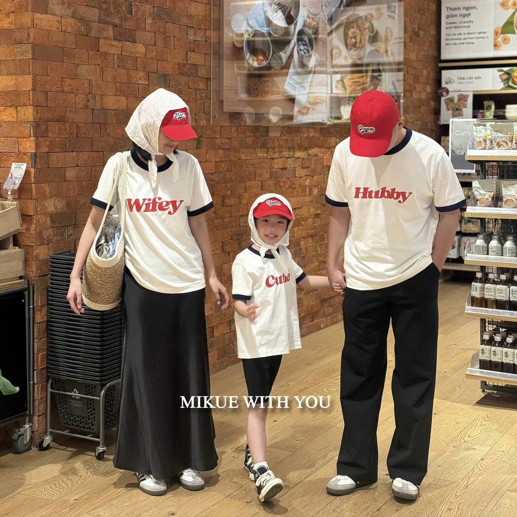 [🆕🇻🇳]  Mikue kids.club – CỬA HÀNG QUẦN ÁO CHO BÉ VÀ GIA ĐÌNH 🧑‍🧒❤️️👶⭐️ Có gia đình bên cạnh, xuân – hạ – thu – đông… mùa nào cũng hóa mùa yêu thươngVà Mikue Kids.Club muốn giúp bạn lưu giữ những khoảnh khắc đó bằng những se , shares-3✔️ , likes-6❤️️ , date-2025-11-28 02:30:29🇻🇳🇻🇳🇻🇳📰🆕