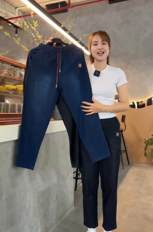 [🆕🇻🇳] Design by Cao – Xưởng chuyên sỉ lẻ SLL thời trang thiết kế , nhận gia công SLL 👕 Top1Fashion 👗   Full sét nhà em về chuyến cuối nha
Vì hàn.g cuối năm khó về quáGiờ bên Trug k nhận đặt nữa ùi ạ
Bác nào chưa có thì nt em
Hết k được mắng em nha ạ
, shares-0✔️ , likes-1❤️️ , date-2025-12-08 17:34:58🇻🇳🇻🇳🇻🇳📰🆕