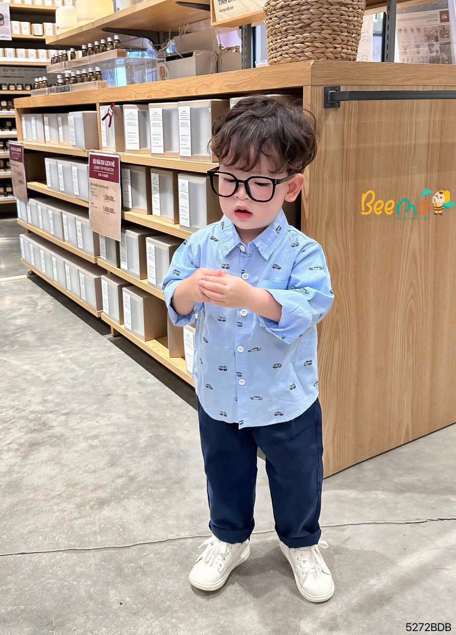 [🆕🇻🇳] Bắp Xinh Shop – Thời Trang Của Bé 🧑‍🧒❤️️👶⭐️  Set sơ mi quần dài cho bé trai
Sành điệu như “soái ca nhí” với áo sơ mi tay dài họa tiết xe hơi xinh xắn, mix cùng quần dài dáng suông cực lịch lãm.
2  , shares-0✔️ , likes-3❤️️ , date-2025-11-29 15:38:12🇻🇳🇻🇳🇻🇳📰🆕