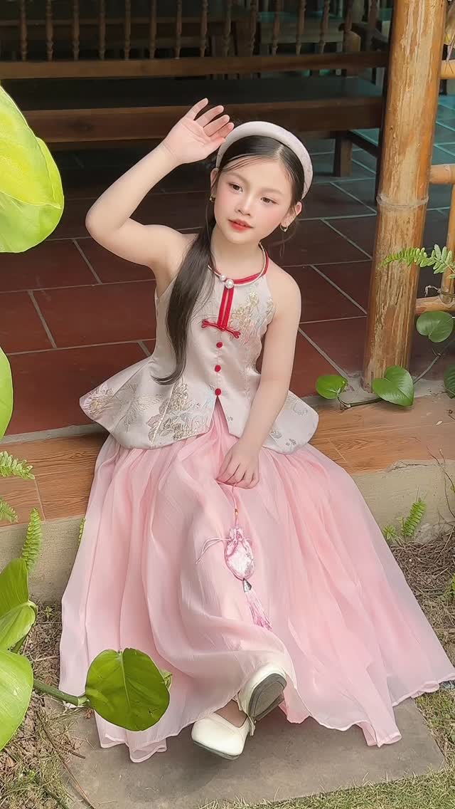 [🆕🇻🇳]  KING Xưởng Đầm Công Chúa – Xưởng Chuyên Váy Công Chúa Cao Cấp, nhận may theo yêu cầu, chuyên Sỉ và Lẻ 🧑‍🧒❤️️👶⭐️  , shares-0✔️ , likes-11❤️️ , date-2025-12-05 06:00:55🇻🇳🇻🇳🇻🇳📰🆕