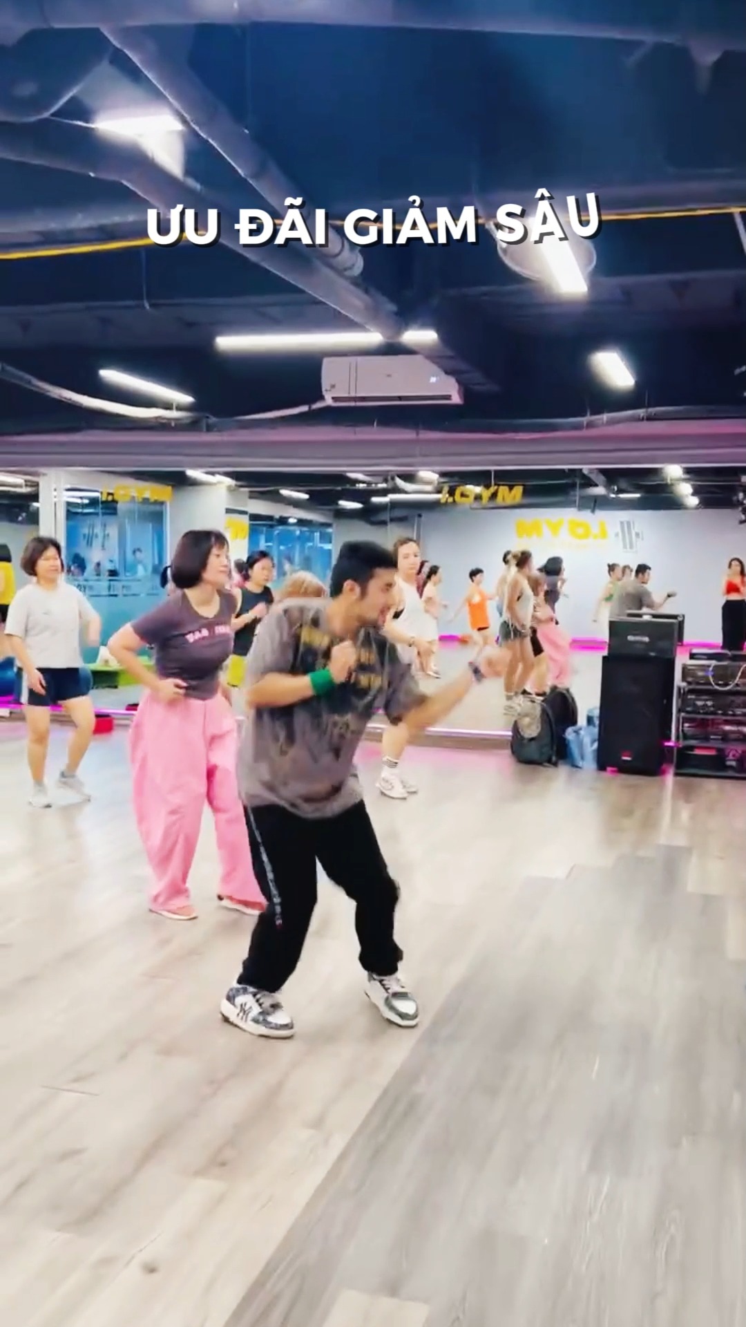 [🆕🇻🇳] Phạm Bảo Hân Boutique 🧑‍🧒❤️️👶⭐️  𝐓𝐇𝐀𝐍𝐇 𝐋𝐈̣𝐂𝐇 VÀ 𝐍𝐔̛̃ 𝐓𝐈́𝐍𝐇 MONGTOGHI VIP CỰC PHẨM NHÀ BẢO HÂN
Bạn không cần phải lo lắng “ăn mặc thế nào để không bị nhàm chán ” nữa.
Mongtoghi mùa này có , shares-2✔️ , likes-89❤️️ , date-2025-12-02 22:31:03🇻🇳🇻🇳🇻🇳📰🆕