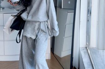 [🆕🇻🇳] BABY SHOP – thời trang trẻ em – Shop chuyên bán buôn, bán lẻ quần áo, giầy dép, phụ kiện trẻ em 🧑‍🧒❤️️👶⭐️ BỘ NỈ BÉ GÁI
Chất nỉ dày đẹp, ko bai xù, kiểu dáng sang chảnh
Size:130-170(27-55kg)
Giá:475.000
, shares-0✔️ , likes-4❤️️ , date-2025-11-28 16:34:09🇻🇳🇻🇳🇻🇳📰🆕