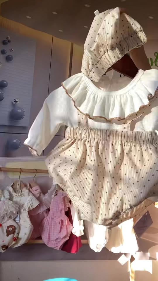 [🆕🇻🇳] Baby Mom – Mẹ và bé 🧑‍🧒❤️️👶⭐️ Sáo giữ ấm cho bé mùa đông. Chân ái của mẹ bỉm , shares-0✔️ , likes-2❤️️ , date-2025-11-13 02:33:43🇻🇳🇻🇳🇻🇳📰🆕