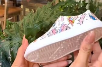 [🆕🇻🇳]  Alo Kids – Giày Dép Trẻ Em – Chuyên sỉ, lẻ giày dép trẻ em cao cấp 🧑‍🧒❤️️👶⭐️  Giày nhựa mẹ & bé – chống trơn, mềm nhẹ, họa tiết siêu dễ thương!
Có đủ size từ 25–40 cho cả mẹ và bé cùng diện đôi cực xinh.
Đi mưa – đi chơi – đi học  , shares-0✔️ , likes-13❤️️ , date-2025-11-27 19:23:33🇻🇳🇻🇳🇻🇳📰🆕