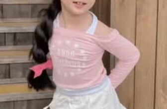 [🆕🇻🇳] Đan Anh Kid’s (Dak Studio) – Cửa hàng quần áo sơ sinh & trẻ em 🧑‍🧒❤️️👶⭐️ Nhà em vẫn có 2 số đt trực từ 8h sáng tới 22h30 tối .  Để giải quyết khiếu nại đơn hàng 0399399999 – 0397699999 ạ
, shares-0✔️ , likes-8❤️️ , date-2025-12-02 17:16:37🇻🇳🇻🇳🇻🇳📰🆕