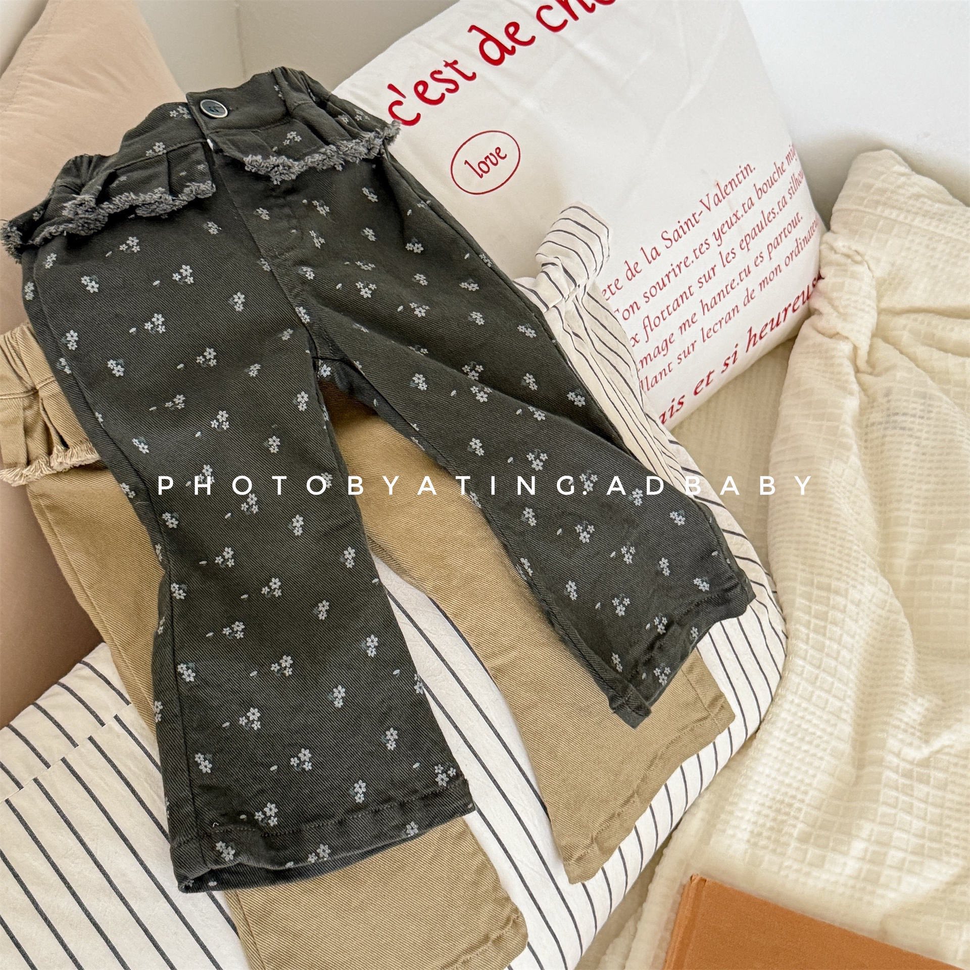 [🆕🇻🇳]  Buily Store Chuyên Quần Áo Trẻ Em Cao Cấp 🧑‍🧒❤️️👶⭐️ Áo cdg len mix với quần nỉ da beo siu chất
𝐅𝐮𝐥𝐥 𝐬𝐢𝐳𝐞 : 𝟗𝟎-𝟏𝟎𝟎-𝟏𝟏𝟎-𝟏𝟐𝟎-𝟏𝟑𝟎-𝟏𝟒𝟎-𝟏𝟓𝟎-𝟏𝟔𝟎
Các ty ib em tư vấn size chuẩn cho bé iu ạ________________________ , shares-0✔️ , likes-1❤️️ , date-2025-12-06 01:40:10🇻🇳🇻🇳🇻🇳📰🆕