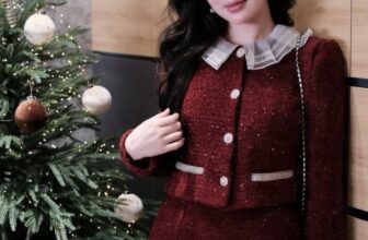 [🆕🇻🇳] Naa Ni Design – Thời trang thiết kế  👕 Top1Fashion 👗  Chiết sét dạ basic dễ mặc tôn dáng lắm ý
Phối cổ bèo dịu dàng, trẻ trung
2 màu đỏ đô, hồng dịu tôn da
, shares-0✔️ , likes-16❤️️ , date-2025-12-05 06:24:32🇻🇳🇻🇳🇻🇳📰🆕