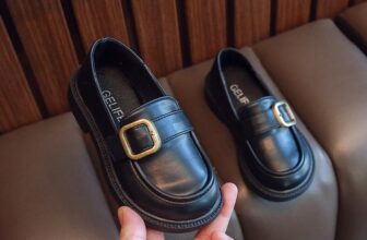 [🆕🇻🇳]  Moana Fashion – Quần áo trẻ em 🧑‍🧒❤️️👶⭐️ Giày nữ sinh cực đẹp cho bạn gái đi chơi, đi học, đi tiệc  • Size 30-31-32
Giá 250kMẹ nhắn cho Moana để được tư vấn nhé
, shares-0✔️ , likes-1❤️️ , date-2025-12-07 20:15:45🇻🇳🇻🇳🇻🇳📰🆕