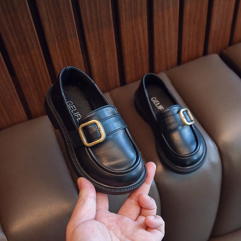 [🆕🇻🇳]  Moana Fashion – Quần áo trẻ em 🧑‍🧒❤️️👶⭐️ Giày nữ sinh cực đẹp cho bạn gái đi chơi, đi học, đi tiệc  • Size 30-31-32
Giá 250kMẹ nhắn cho Moana để được tư vấn nhé
, shares-0✔️ , likes-1❤️️ , date-2025-12-07 20:15:45🇻🇳🇻🇳🇻🇳📰🆕