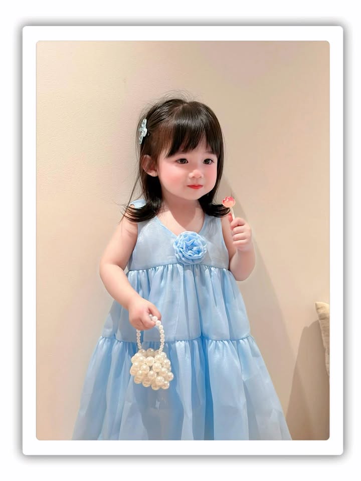 [🆕🇻🇳] Little cheese – Little cheese 🧀 korean style for kids 🧑‍🧒❤️️👶⭐️  ÁO KHOÁC SIÊU XINH, SIÊU ẤMMềm – nhẹ – ấm, chuẩn dáng tiểu thư cho các bé gái nhà mình.
Form phồng dễ thương, cổ bèo bánh bèo xinh hết nấc, tà ren tinh , shares-5✔️ , likes-28❤️️ , date-2025-11-20 03:33:13🇻🇳🇻🇳🇻🇳📰🆕