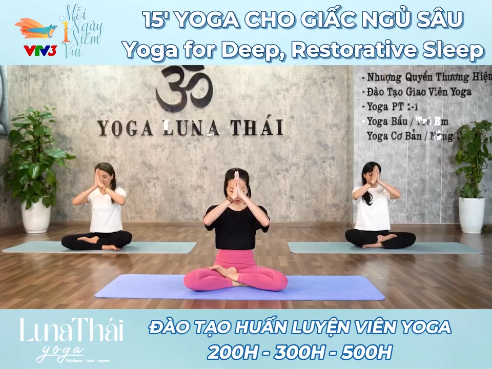 [🆕🇻🇳] Duyên Clothing 👕 Top1Fashion 👗  Thiết kế tinh tế và sang trọng với tính ứng dụng rất cao mà các quý Cô yêu thích tông trắng nên sở hữu trong mùa tiệc này ạ #duyenclothing #damtrang #damti , shares-0✔️ , likes-19❤️️ , date-2025-12-05 02:52:34🇻🇳🇻🇳🇻🇳📰🆕