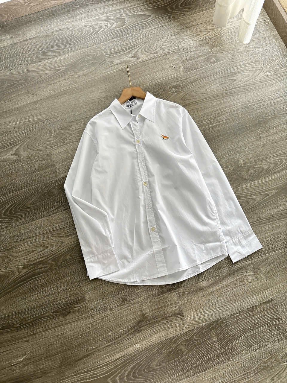 [🆕🇻🇳] Phương Bi – Chuyên Hàng Xuất Dư, VNXK, Auth Tồn, BigSize 👕 Top1Fashion 👗  Ẻm siêu đẹp, nét căng từng chi tiết 3D lấp lánh.
SWEATER NỈ TIN NÌ XỊN, FULL TÚI TAG TOÀN BỘChất nỉ cotton dày dặn, đanh chất, ko bai xù, mềm mịn, nhẹ  , shares-0✔️ , likes-0❤️️ , date-2025-12-03 16:46:32🇻🇳🇻🇳🇻🇳📰🆕