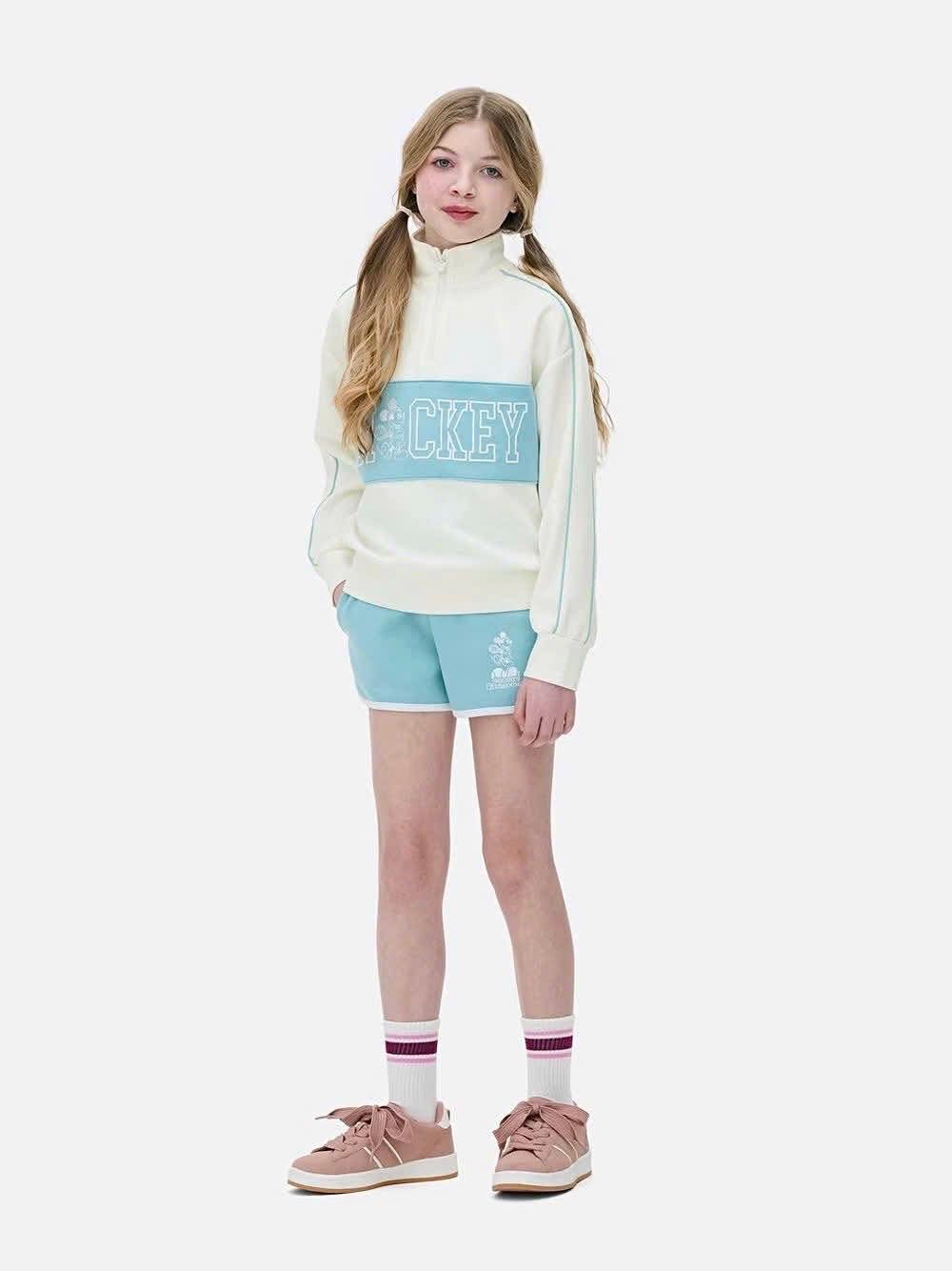 [🆕🇻🇳] MamimO Shop – Bán buôn – bán lẻ thời trang xuất khẩu trẻ em 😎❤️️⭐️ Trùi uiii full set dư hịn đét mẫu mới D.is.n.ey đẹp quáa..
Nỉ lì mềm sụn thế này nhìu mẹ thik lắm e mới zề
Sz : 8/9Y 9/10Y 10/11Y 11/12Y 12/13Y
zá cựccc nh , shares-0✔️ , likes-10❤️️ , date-2025-12-06 05:17:32🇻🇳🇻🇳🇻🇳📰🆕