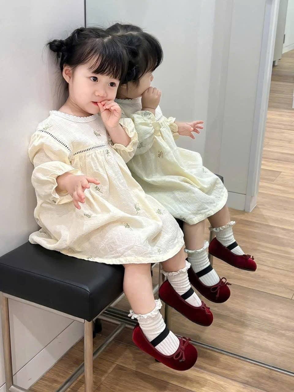 [🆕🇻🇳] Piza Mama & Kid – Chuyên giày dép – phụ kiện cần thiết cho bé 🧑‍🧒❤️️👶⭐️  Gɪᴀ̀ʏ đᴏ̉ ᴄʜᴜ̛́ɴɢ ᴛᴏ̉ đᴀ́ɴɢ ʏᴇ̂ᴜᴜᴜᴜHàng sẵn – full size từ 6 tháng – bao kiểm hàng ạ
, shares-0✔️ , likes-15❤️️ , date-2025-12-05 02:46:23🇻🇳🇻🇳🇻🇳📰🆕