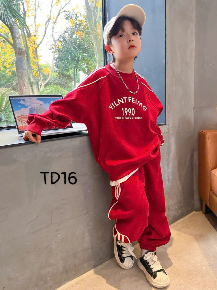 [🆕🇻🇳] Bắp Kids Chuyên thời trang trẻ em QCCC 🧑‍🧒❤️️👶⭐️ Đẹp quá bame ơi
– SET NỈ 2 DA THU ĐÔNG CHO BÉ TRAI
Gió lạnh đầu mùa, mẹ sắm đồ ấm cho bé chưa?
Siêu phẩm vừa cập bến: Set nỉ thể thao 2 da – cực ấm, cực , shares-1✔️ , likes-4❤️️ , date-2025-12-05 18:24:53🇻🇳🇻🇳🇻🇳📰🆕