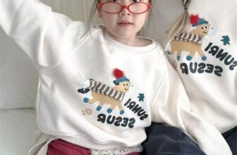 [🆕🇻🇳]  Bé Bé Kids – Cửa hàng quần áo 🧑‍🧒❤️️👶⭐️ 𝐇𝐢 𝐁𝐄́ 𝐁𝐄́
——————–• Áo nỉ diện noel xinh nha , trai gái okela• Size 90-150 có sẵn• 5B Hồng Bàng , Nha Trang
, shares-3✔️ , likes-6❤️️ , date-2025-12-05 23:22:30🇻🇳🇻🇳🇻🇳📰🆕