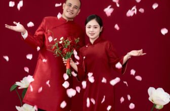 [🆕🇻🇳] LUXE Wedding – Dịch Vụ Cưới Hỏi Trọn Gói 🤵🏻 Top1Wedding 👰🏻  Có những khoảnh khắc trong ngày cưới không cần tạo dáng, không cần diễn, chỉ cần hai người đứng cạnh nhau là mọi thứ đã đủ đẹp.
—————-
𝐋𝐔𝐗𝐄 𝐖𝐄𝐃𝐃𝐈 , shares-0✔️ , likes-3❤️️ , date-2025-12-05 15:34:50🇻🇳🇻🇳🇻🇳📰🆕