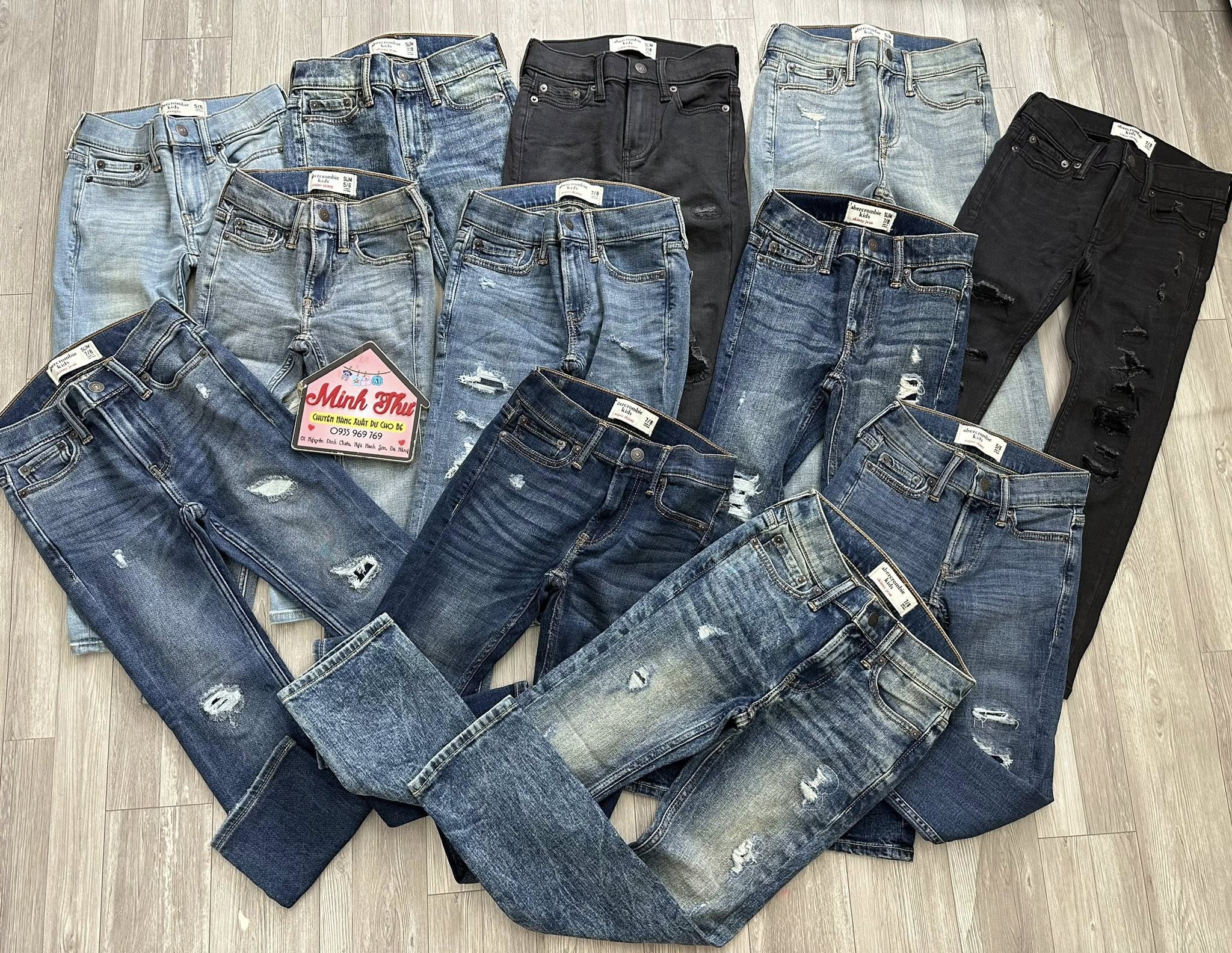 [🆕🇻🇳] Thư Xuất Dư – Chuyên hàng xuất dư bé trai  🧑‍🧒❤️️👶⭐️ Hẹn cm 12h e live nha, quần xuất xịn hãng rất đẹp
Mang tết quá hợp lý
, shares-0✔️ , likes-23❤️️ , date-2025-12-05 18:06:23🇻🇳🇻🇳🇻🇳📰🆕