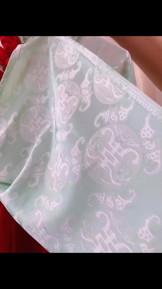 [🆕🇻🇳] Ma Chérie 👕 Top1Fashion 👗  THE CHERRY IN ITS OTHER SEASONMùa hè khép lại, khu vườn lặng im. Quả cherry từng rực rỡ giờ chỉ còn là ký ức vàng sót lại trên những cành trơ trụi. Ai cũ , shares-0✔️ , likes-8❤️️ , date-2025-12-07 04:49:34🇻🇳🇻🇳🇻🇳📰🆕