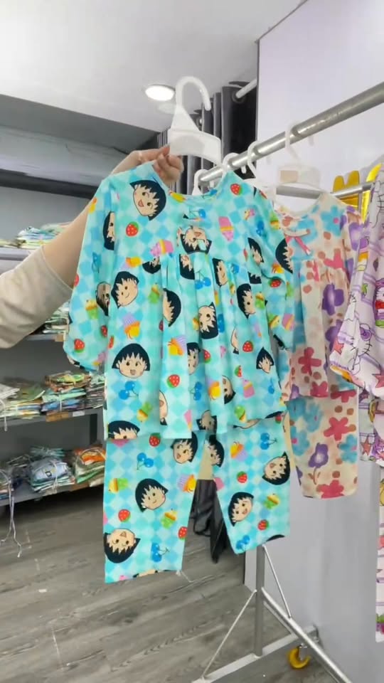 [🆕🇻🇳]  Xưởng may đồ tole Mẹ Tom – Chuyên tole 2 da loại 1 🧑‍🧒❤️️👶⭐️ Babydoll quần dài tay dài vé gái 4-25 kí. Xưởng đồ tole Mẹ Tom , shares-0✔️ , likes-9❤️️ , date-2025-12-04 15:11:50🇻🇳🇻🇳🇻🇳📰🆕