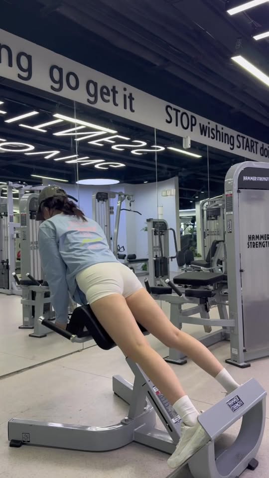 [🆕🇻🇳]  Kids House VN – Chuyên đồ Mẹ và Bé VNXK, TQXK, Cambodia 🧑‍🧒❤️️👶⭐️ Dân đi tập không biết tới quần này thì xem hết video đi nhé. #gym  , shares-0✔️ , likes-1❤️️ , date-2025-12-05 03:47:27🇻🇳🇻🇳🇻🇳📰🆕