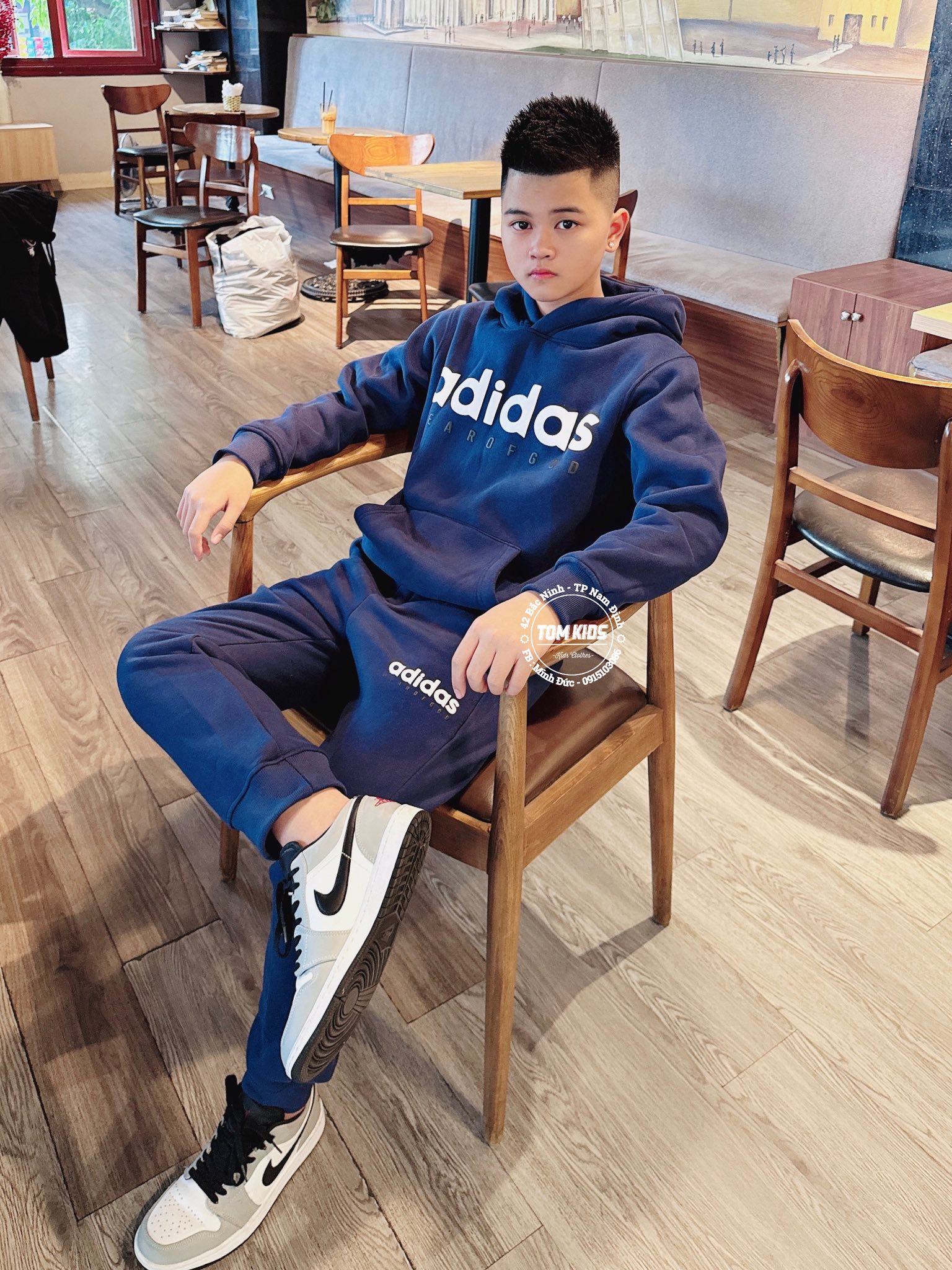 [🆕🇻🇳] Hihello.bé  🧑‍🧒❤️️👶⭐️ Tiếp khách ở cửa hàng đã đủ oải rồi ạ, tn online e xin phép rep từ từ nhe , shares-0✔️ , likes-0❤️️ , date-2025-12-06 23:24:07🇻🇳🇻🇳🇻🇳📰🆕