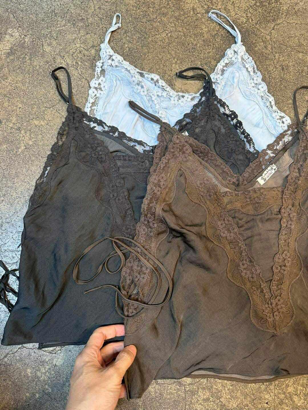 [🆕🇻🇳] Thời Trang Xuất Khẩu Dư Xịn  👕 Top1Fashion 👗  Áo freeee
, shares-0✔️ , likes-2❤️️ , date-2025-12-07 02:22:22🇻🇳🇻🇳🇻🇳📰🆕