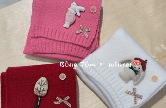 [???]  Bông Tôm clothing shop – Chuyên cung cấp sỉ,lẻ hàng quảng châu  ?‍?❤️️?⭐️  Post tổng hợp phụ kiện khăn cho mùa gió rét về.Đi đường cũng cần có khăn cho bé nha mẹ ơi. Phụ kiện khăn cho ngày lạnhHàng có sẵn ạIb shop để tư  , shares-2✔️ , likes-0❤️️ , date-2025-12-06 21:36:37????????