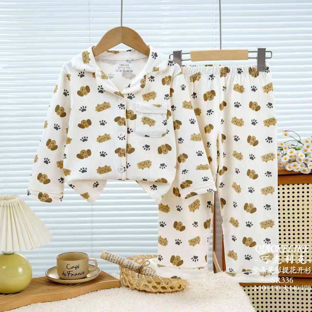 [🆕🇻🇳]  Shop mẹ Thỏ Đà Lạt- Chuyên quần áo trẻ em cao cấp 🧑‍🧒❤️️👶⭐️ Bộ pijama nhà e vẫn về liên tục ạ
Hàng quảng châu loại 1 ạ
#bopijama
#shopmethodalat
, shares-0✔️ , likes-26❤️️ , date-2025-12-05 15:53:03🇻🇳🇻🇳🇻🇳📰🆕