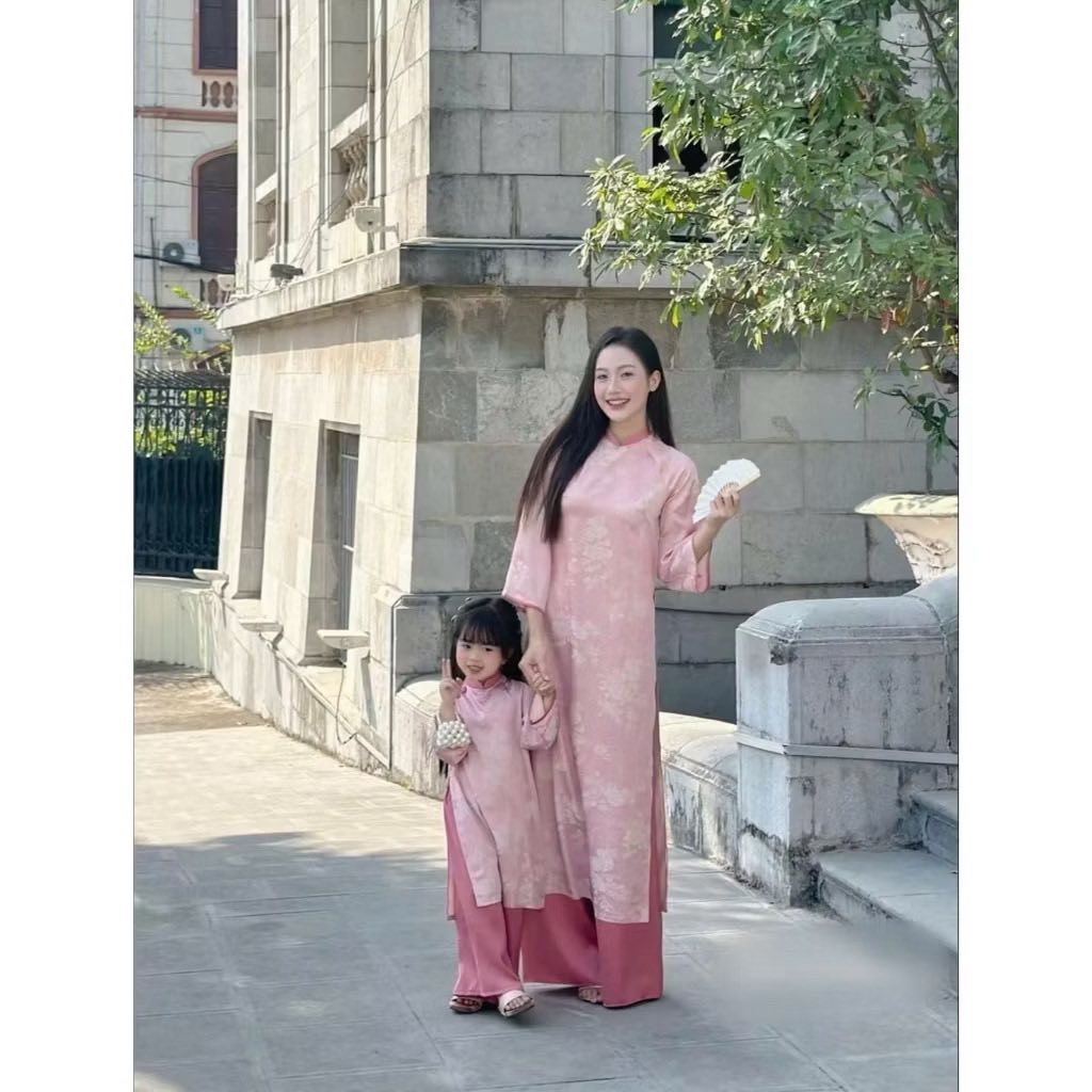 [🆕🇻🇳] LeeSam. Store  (LeeSam) – Với mong muốn mẹ và thiên thần nhỏ có những khoảng khắc đẹp bên nhau 🧑‍🧒❤️️👶⭐️ Mua áo dài dần thôi ạ.Dòng áo dài vừa túi tiền cho mẹ và bé diện Tết n
, shares-0✔️ , likes-0❤️️ , date-2025-12-07 15:33:52🇻🇳🇻🇳🇻🇳📰🆕