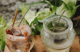 [☕️🇻🇳] OZ Coffee House 🥤 Top1Coffee ☕️ Chủ nhật là ngày để yêu bản thân.
Một ly cafe đậm vị cùng không gian chill sẽ giúp bạn chuẩn bị cho tuần mới nhẹ nhàng hơn. Nhỏ  , shares-0✔️ , likes-9❤️️ , date-2025-12-07 13:00:35🇻🇳🇻🇳🇻🇳📰🆕