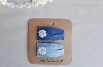 [🆕🇻🇳] Sachi Handmade – 𝘊𝘩𝘶𝘺𝑒̂𝘯 𝘱𝘩𝑢̣ 𝘬𝘪𝑒̣̂𝘯 𝘩𝘢𝘯𝘥𝘮𝘢𝘥𝘦 𝘤𝘩𝘰 𝘮𝑒̣ 𝘷𝑎̀ 𝘣𝑒́  🧑‍🧒❤️️👶⭐️ Những ngày bé diện đồ xanh, đồ jean thì nhất định phải có 𝐬𝐞𝐭 𝐤𝐞̣𝐩 𝐦𝐚́𝐢 𝐝𝐞𝐧𝐢𝐦 đ𝐢́𝐧𝐡 𝐡𝐨𝐚 𝐝𝐚𝐢𝐬𝐲 đi cùng cho đủ combo nha mẹ ơiNền kẹp là vải denim xanh nh , shares-0✔️ , likes-4❤️️ , date-2025-12-08 16:30:51🇻🇳🇻🇳🇻🇳📰🆕