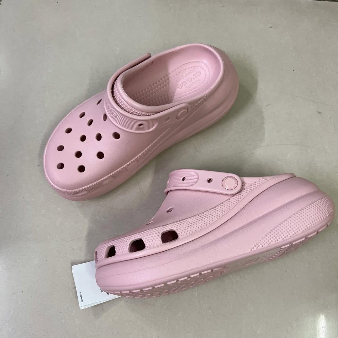 [🆕🇻🇳] Giày xuất khẩu, giày trẻ em xuất khẩu, giày xuất khẩu nam nữ 👕 Top1Fashion 👗  DỌN KHO LÀM THUẾ 2026 nên SHOP XIN #SALE MỘT SỐ MÃ
A/C/E nào đã mua trc đó XIN THÔNG CẢM cho Shop ạ.Size : 36-37.
700 giảm còn #600k
, shares-0✔️ , likes-0❤️️ , date-2025-12-07 14:10:44🇻🇳🇻🇳🇻🇳📰🆕