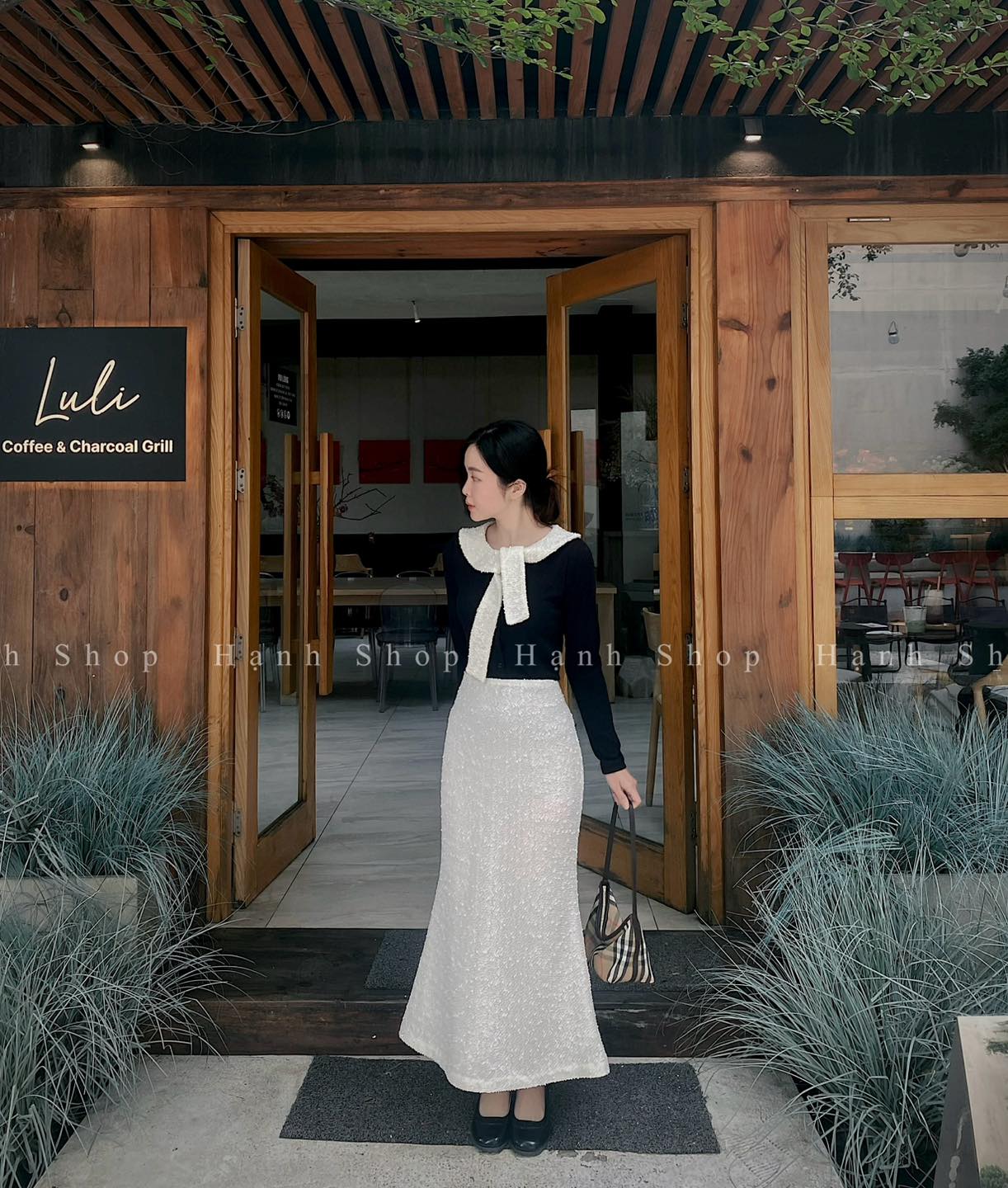 [🆕🇻🇳] Hạnh Shop Chuyên quần áo thời trang nữ 👕 Top1Fashion 👗  Thanh lịch chưa bao giờ lỗi thờiHàng thiết kế có sẵn
Ship COD toàn quốc
100% ảnh thật, mẫu thật của shop
———-
LUU HANH :
H , shares-0✔️ , likes-5❤️️ , date-2025-12-08 21:19:34🇻🇳🇻🇳🇻🇳📰🆕