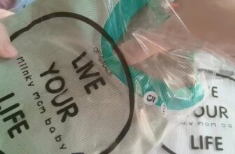 [🆕🇻🇳]  Bắp shop – chuyên quần áo trẻ em  🧑‍🧒❤️️👶⭐️ Mom nào thích mặc kín cổ chỗ bé
25k bộ.
Mua 5 bộ miễn phí ship 4-15kg , shares-0✔️ , likes-5❤️️ , date-2025-12-04 20:13:51🇻🇳🇻🇳🇻🇳📰🆕